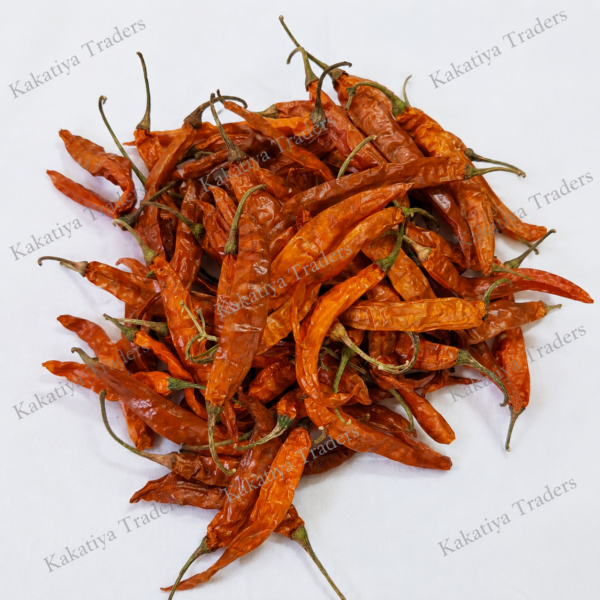 Yellow Mirchi (With Stem)
